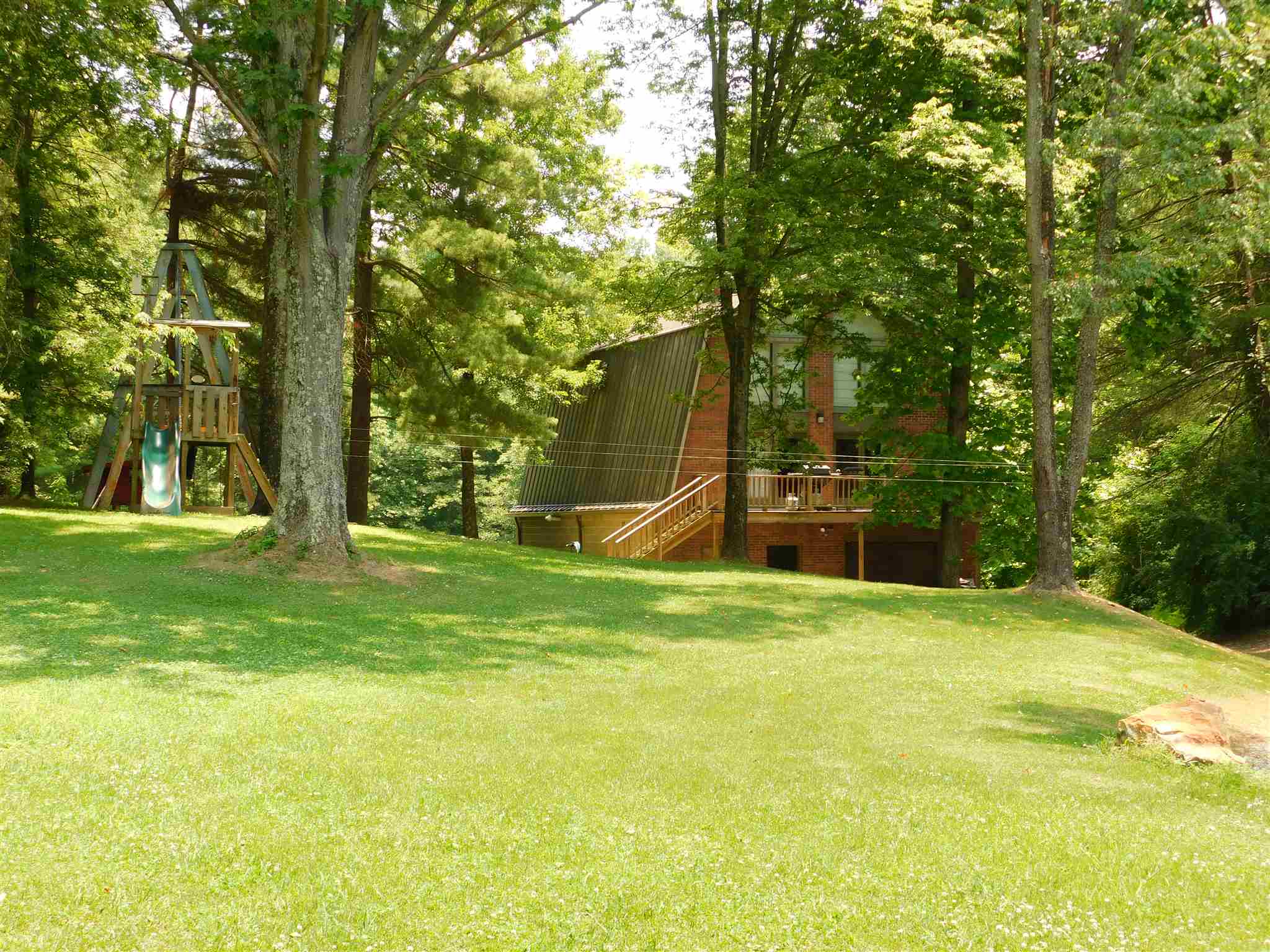 2588 South Yankeetown Road Boonville, IN 47601 - Photo 4 of 36 Gallery Image 4