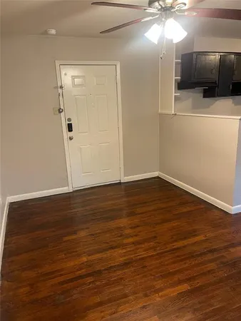 $750 | 4815 Live Oak Street, Unit 3, Dallas, TX 75204