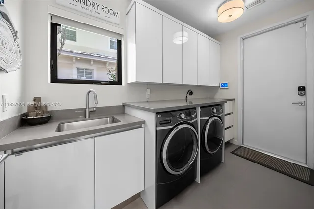 $4,600,000 | 7621 Southwest 59th Court, South Miami, FL 33143