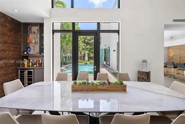 $4,600,000 | 7621 Southwest 59th Court, South Miami, FL 33143