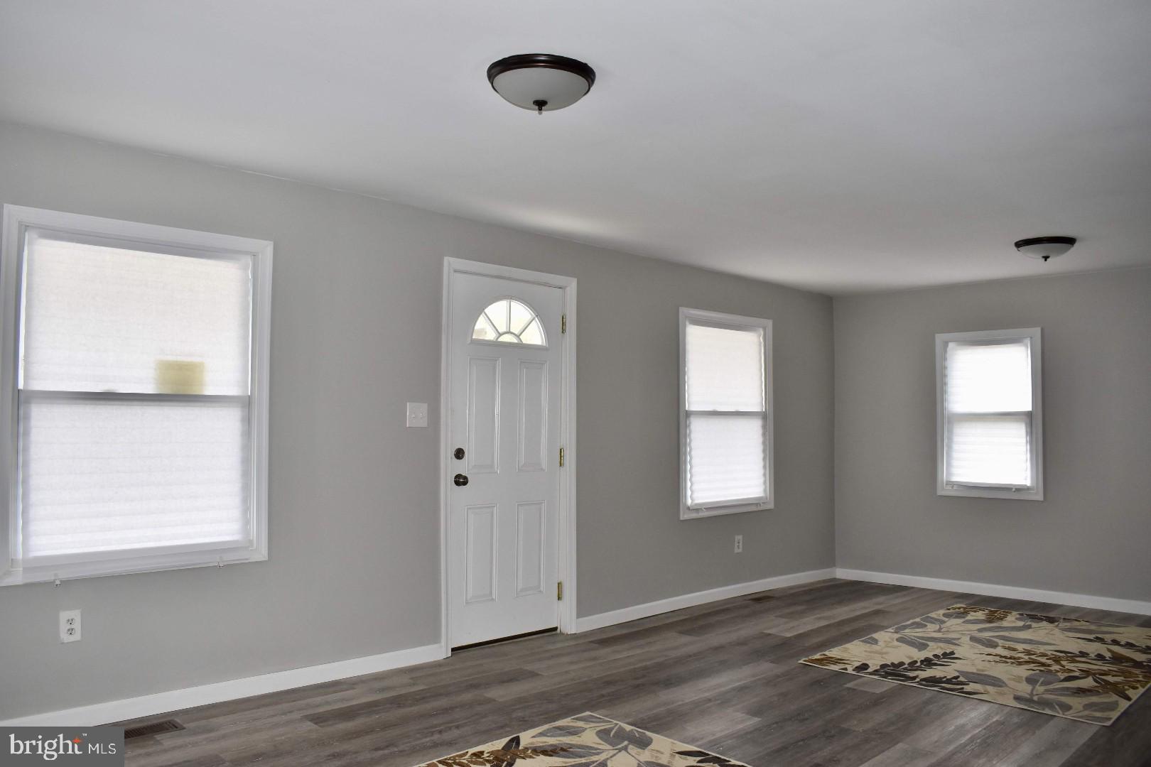 304 Ewan Road Mullica Hill, NJ 08062 - Photo 9 of 25 Gallery Image 9