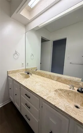 $1,950 | 7223 Fuller Circle, Fort Worth, TX 76133