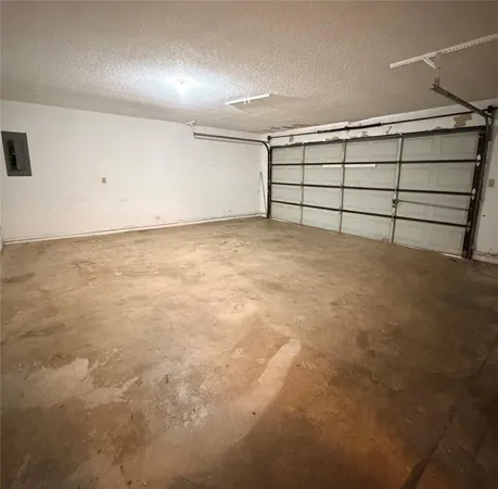 $1,950 | 7223 Fuller Circle, Fort Worth, TX 76133