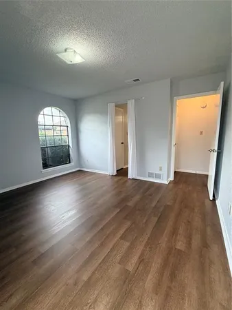 $1,950 | 7223 Fuller Circle, Fort Worth, TX 76133