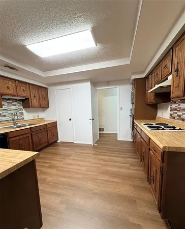 $1,950 | 7223 Fuller Circle, Fort Worth, TX 76133