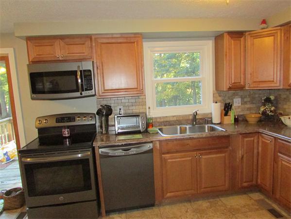 127 Ramshorn Road Charlton, MA 01507 - Photo 6 of 21 Gallery Image 6