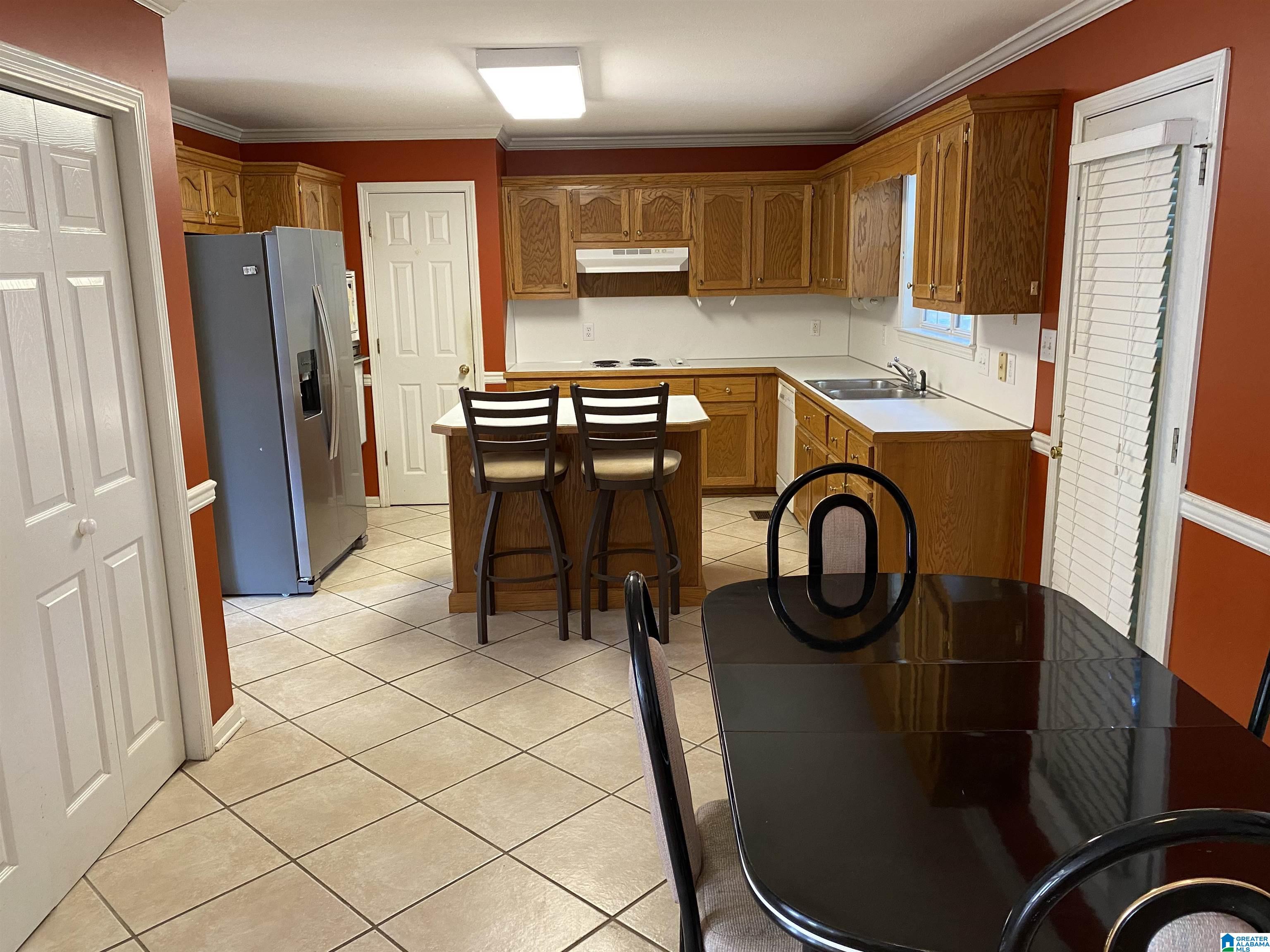 112 Wagon Trail Alabaster, AL 35007 - Photo 5 of 17