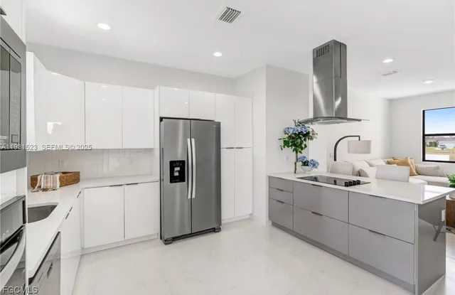 $349,900 | 8106 Olive Court, LaBelle, FL 33935