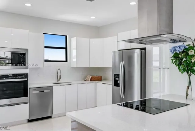 $349,900 | 8106 Olive Court, LaBelle, FL 33935