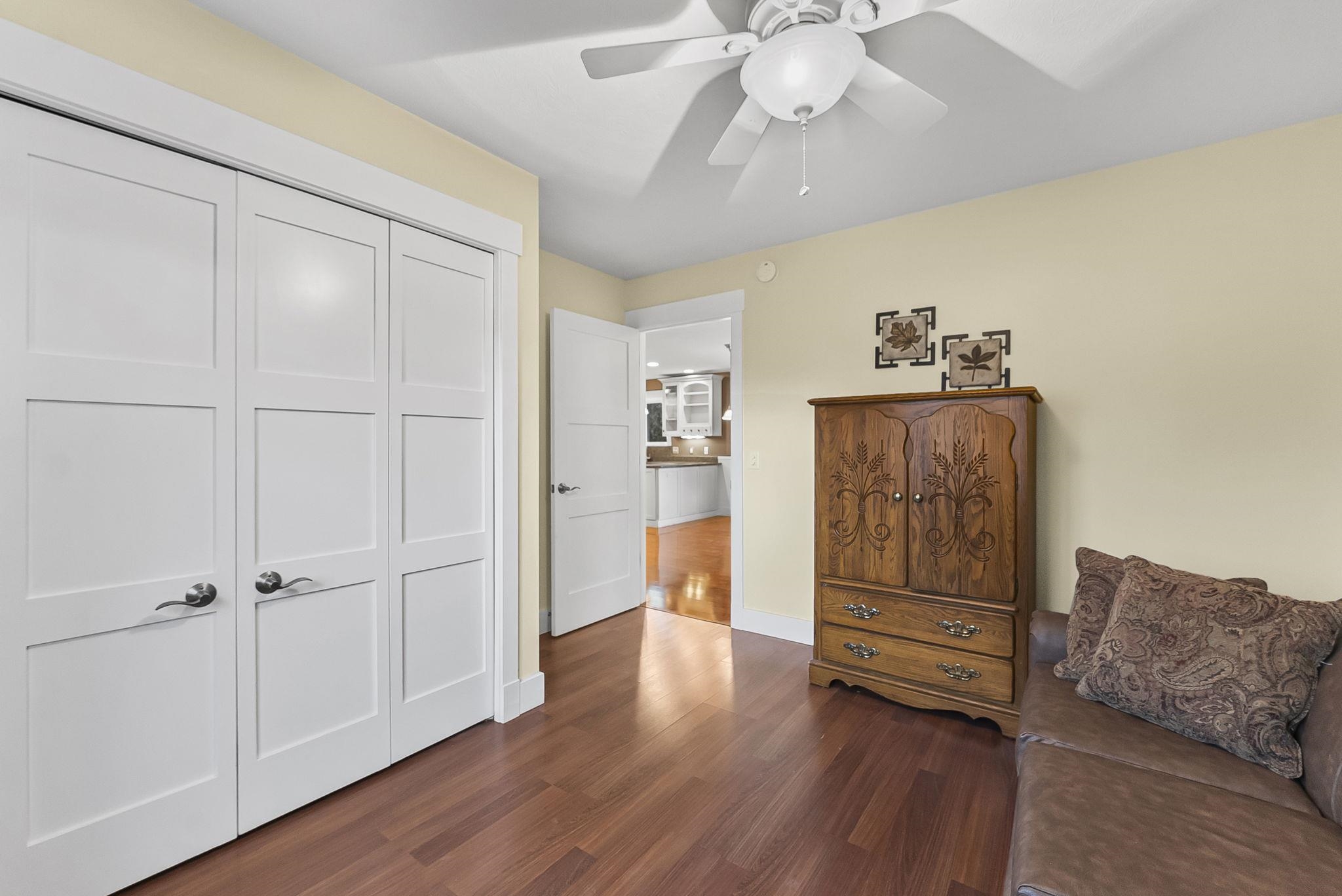 4220 Summerhill Road Traverse City, MI 49684 - Photo 27 of 40 1940970-431668b2-2140-436a-b26a-67450dc878c5.JPG