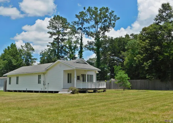 $229,900 | 32218 Patti Anne Drive, Denham Springs, LA 70726