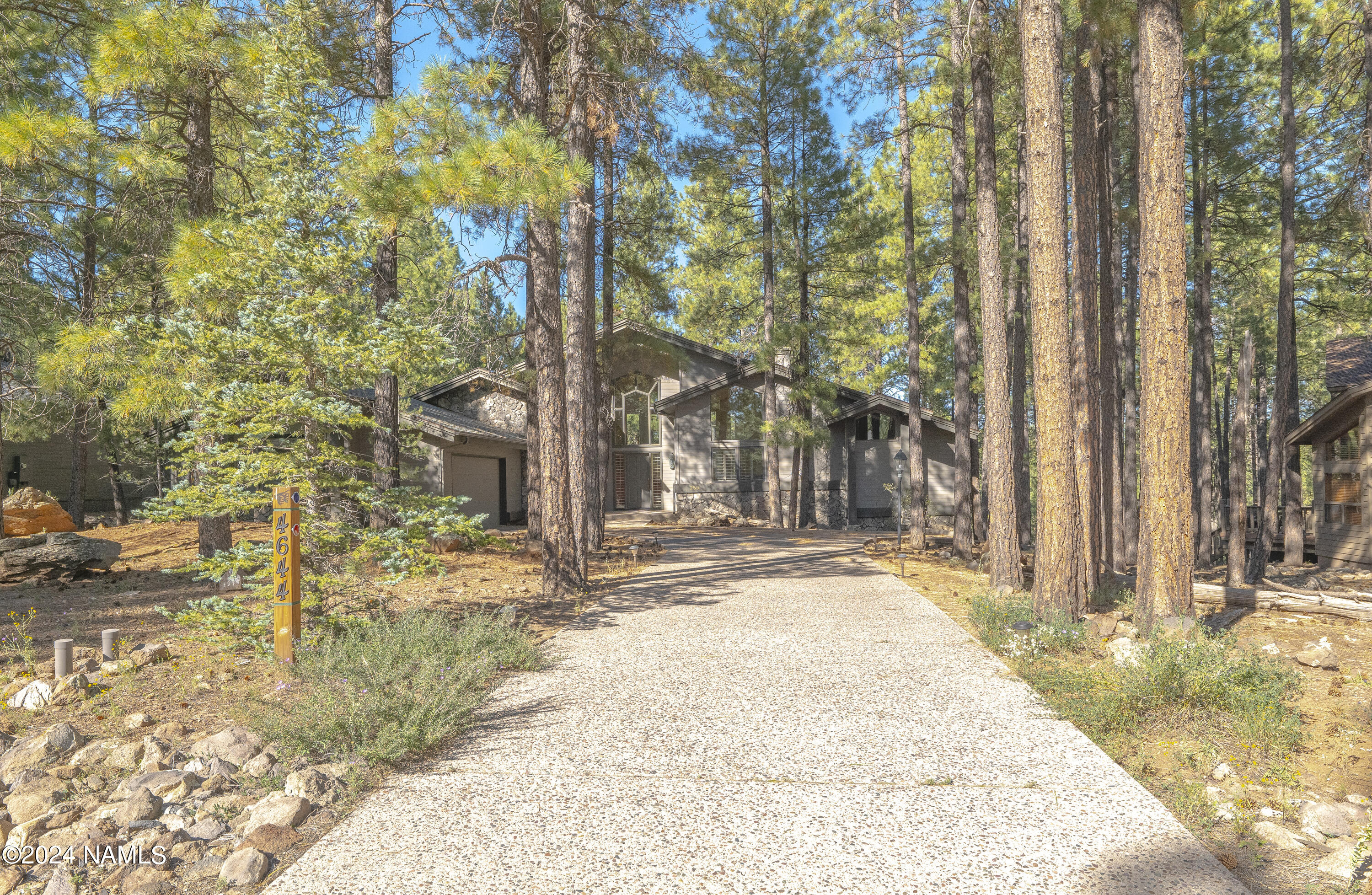 4644 Griffiths Spring Flagstaff, AZ 86005 - Photo 3 of 35 P1589236