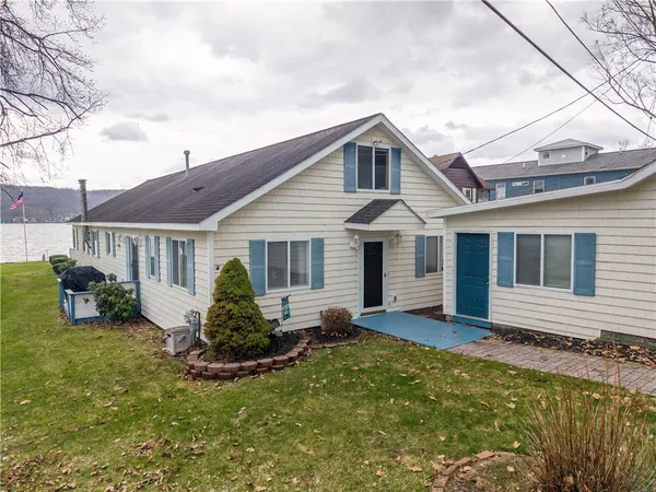 $975,000 | 5551 Cottonwood Drive, Groveland, NY 14435