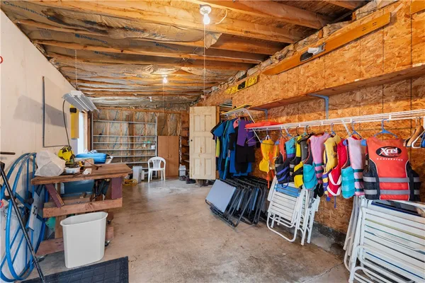 $975,000 | 5551 Cottonwood Drive, Groveland, NY 14435