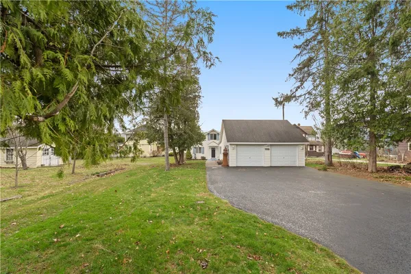 $975,000 | 5551 Cottonwood Drive, Groveland, NY 14435