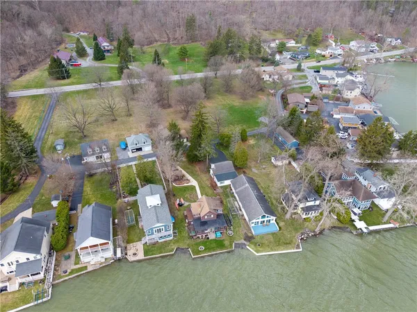 $975,000 | 5551 Cottonwood Drive, Groveland, NY 14435