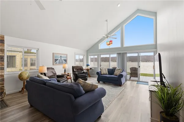 $975,000 | 5551 Cottonwood Drive, Groveland, NY 14435