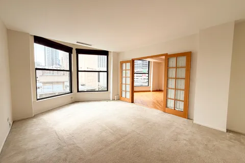 $340,000 | 431 South Dearborn Street, Unit 806, Chicago, IL 60605