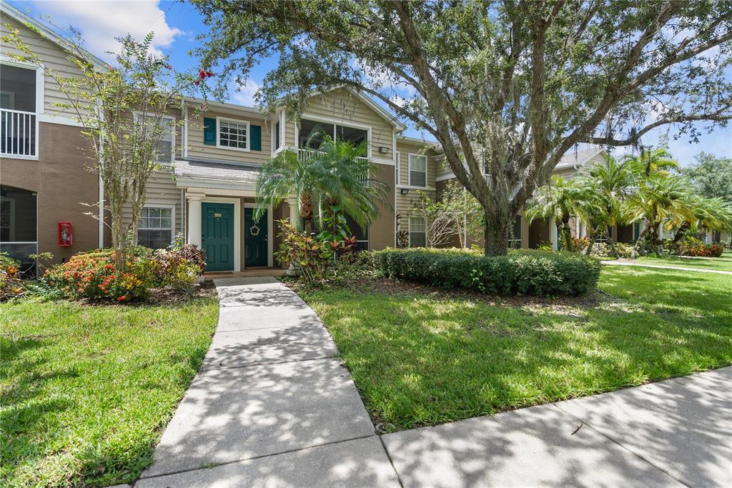 8809 Manor Loop, Unit 102 Lakewood Ranch, FL 34202 - Photo 4 of 37 Gallery Image 4