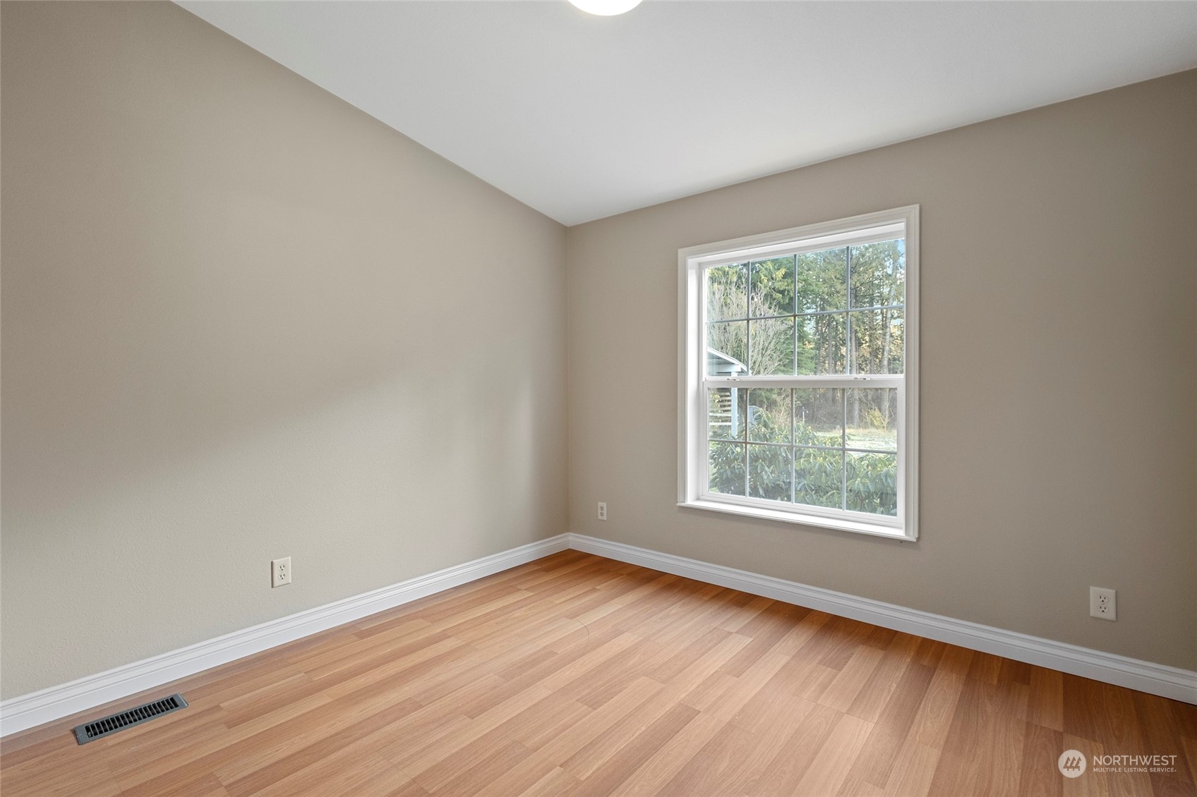 3063 Birch Bay Lynden Road Custer, WA 98240 - Photo 15 of 34 Gallery Image 15
