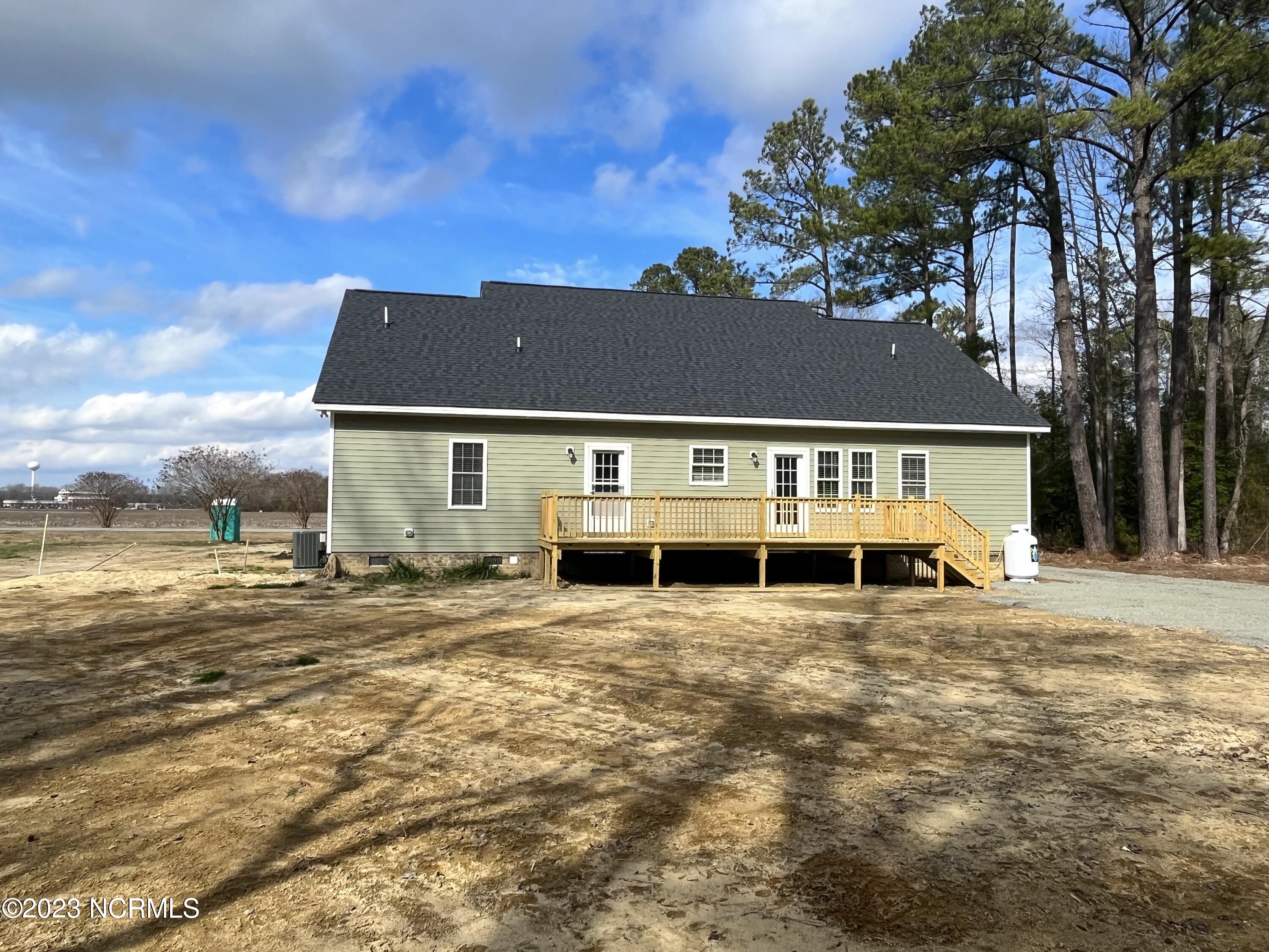 112 Chowan Drive Winton, NC 27986 - Photo 57 of 63 Rear View