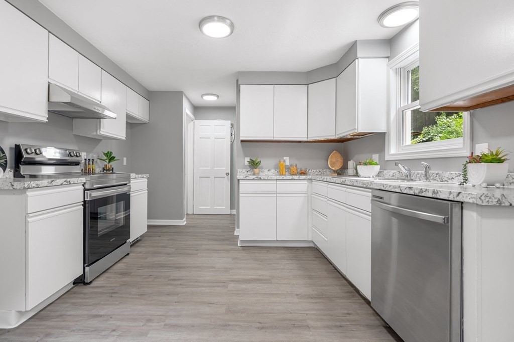 40 Cedar Road, Unit 40 Shrewsbury, MA 01545 - Photo 12 of 34 Gallery Image 12