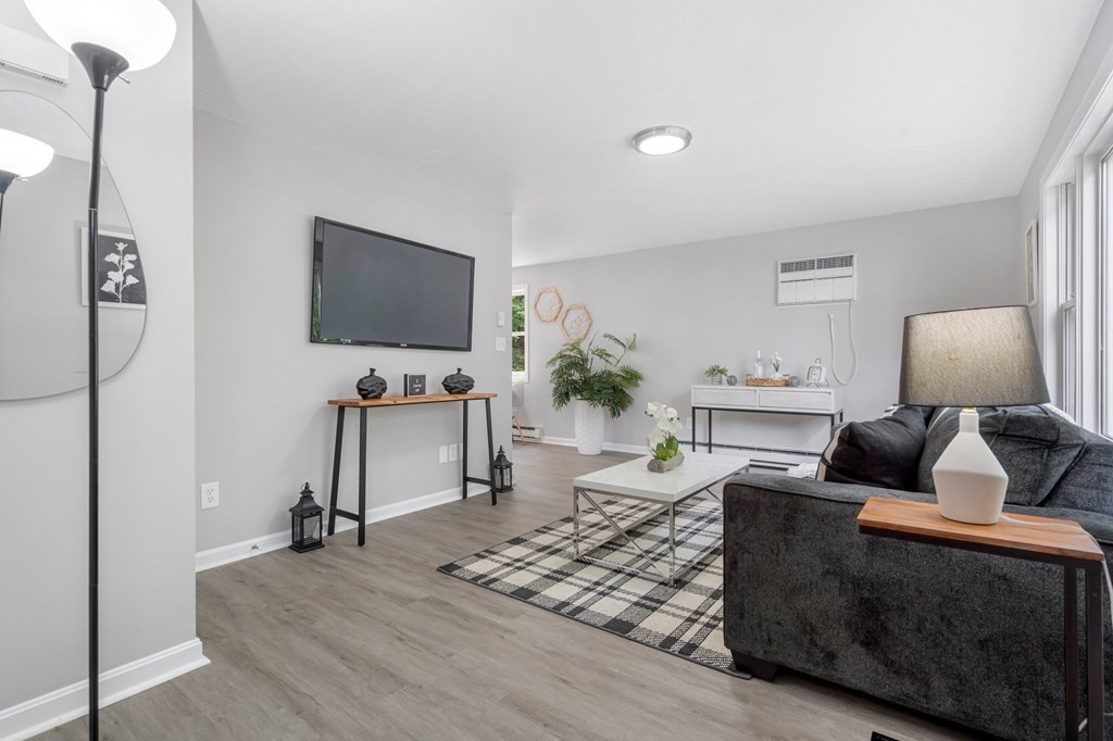 40 Cedar Road, Unit 40 Shrewsbury, MA 01545 - Photo 4 of 34 Gallery Image 4