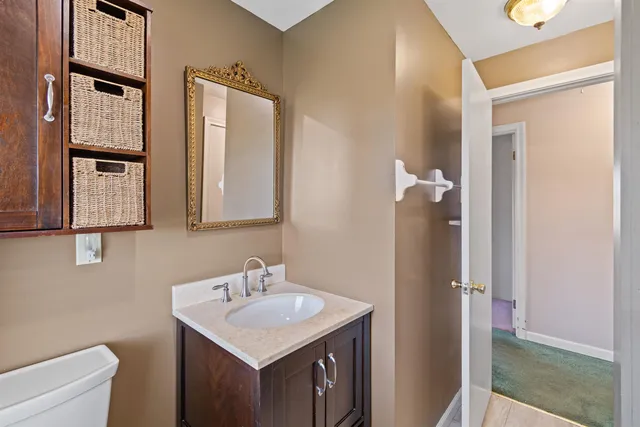 $475,000 | 237 South Street, South Hero, VT 05486