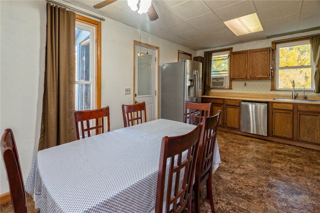 5663 East Swamp Road Sparta, NY 14545 - Photo 5 of 40