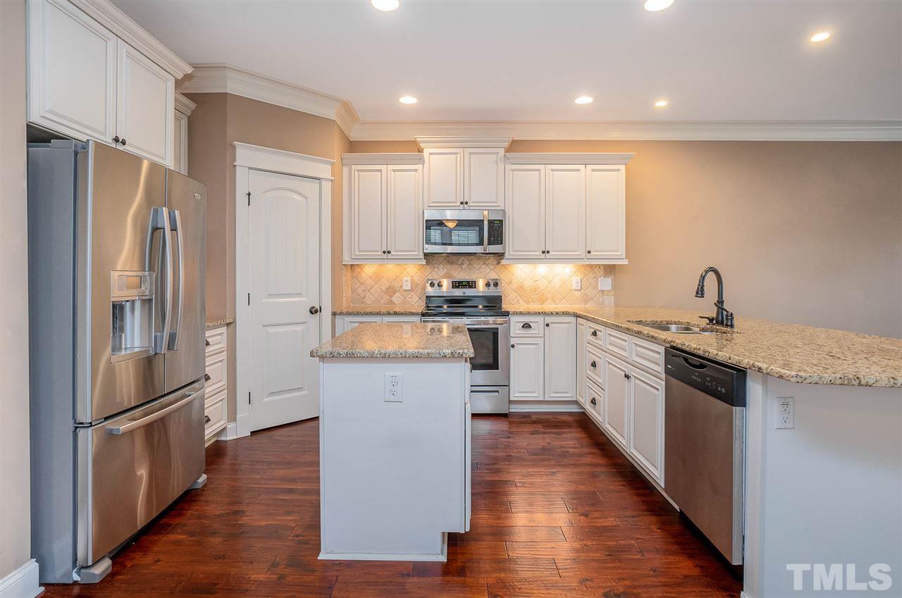 79 Falcon Ridge Drive Spring Lake, NC 28390 - Photo 10 of 30 Gallery Image 10