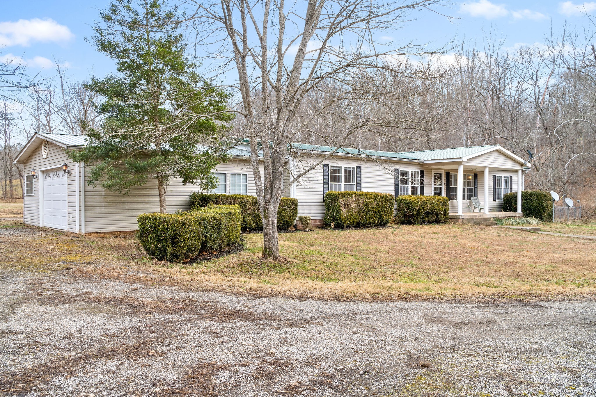 147 Pumpkin Valley Road Indian Mound, TN 37079 - Photo 3 of 37 Gallery Image 3