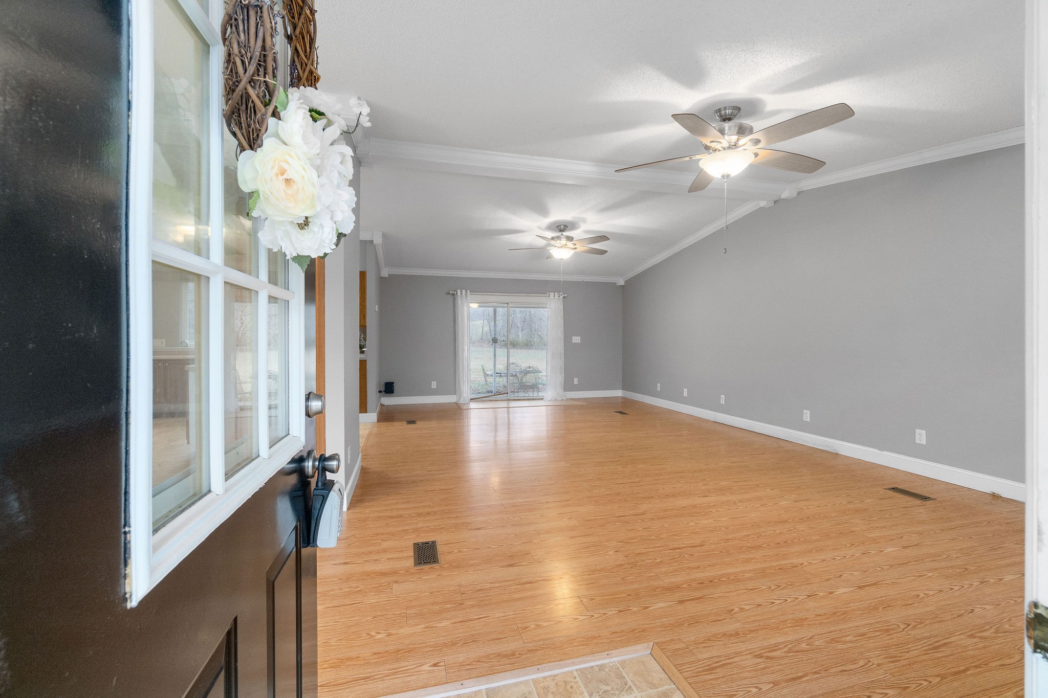 147 Pumpkin Valley Road Indian Mound, TN 37079 - Photo 5 of 37 Gallery Image 5