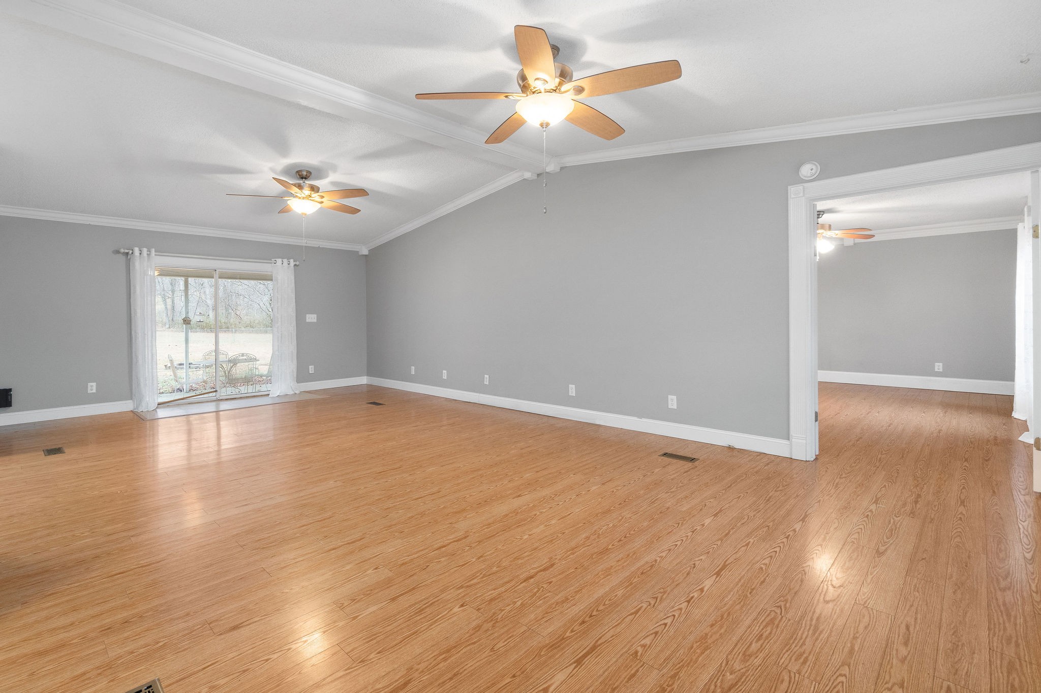 147 Pumpkin Valley Road Indian Mound, TN 37079 - Photo 6 of 37 Gallery Image 6