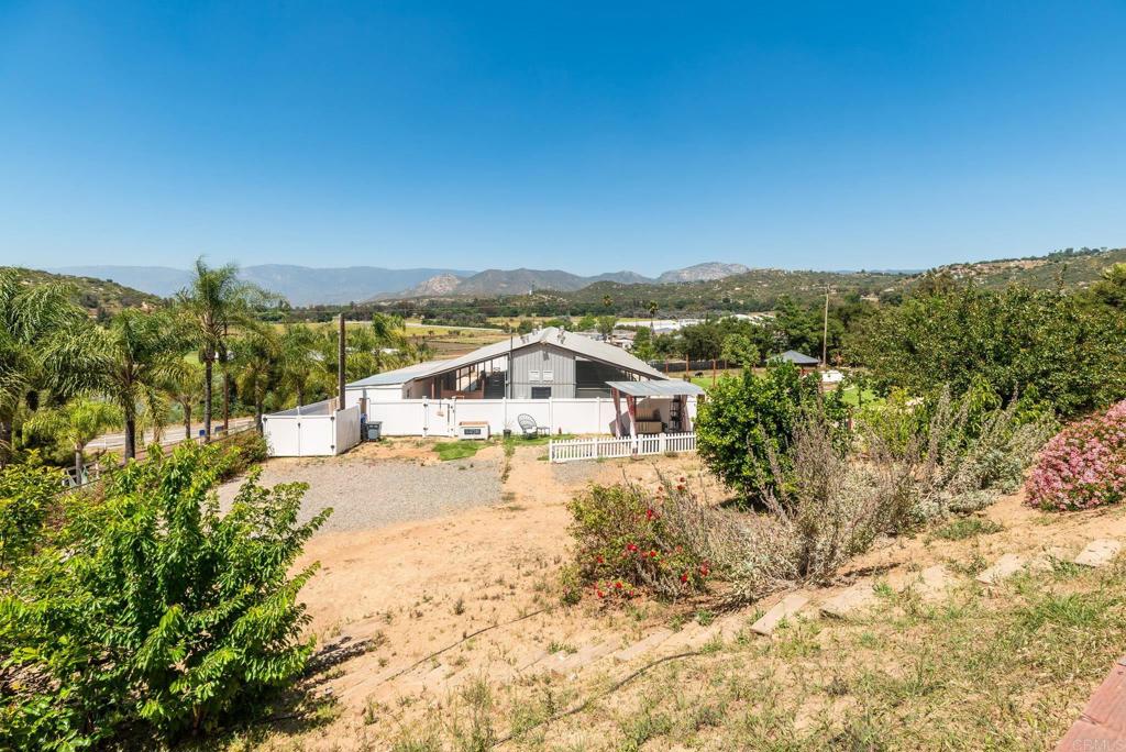 16357 Woods Valley Road Valley Center, CA 92082 - Photo 22 of 31