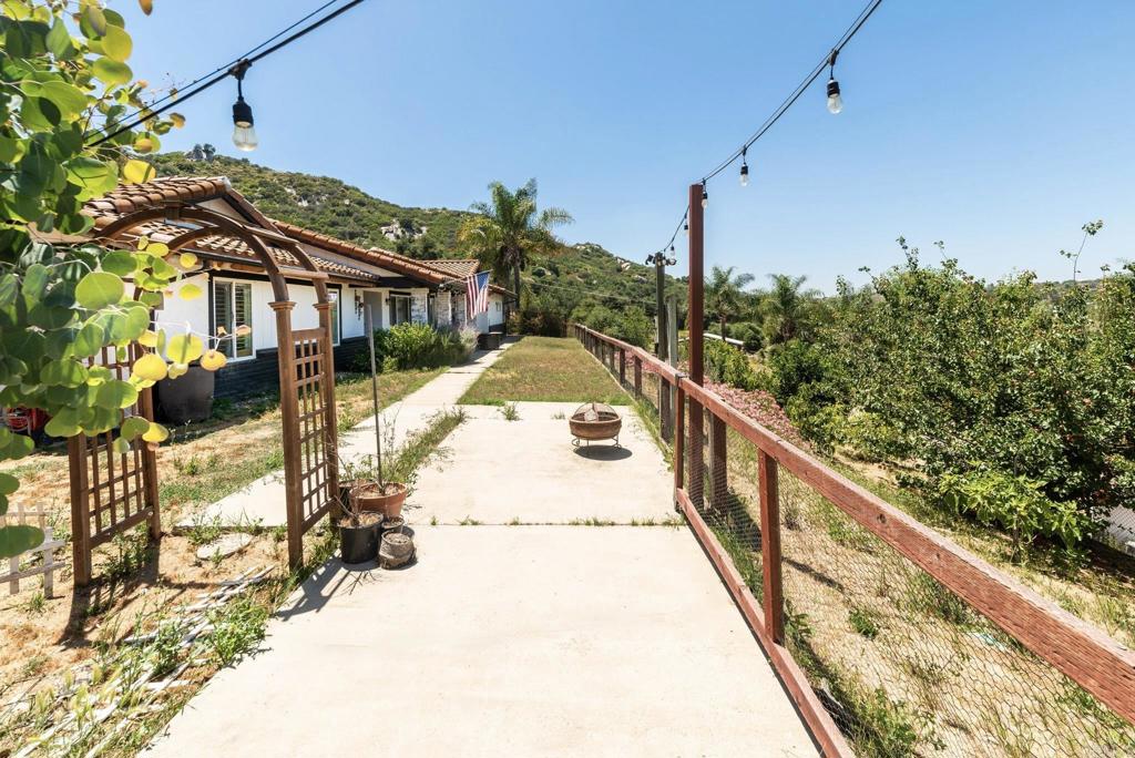 16357 Woods Valley Road Valley Center, CA 92082 - Photo 3 of 31