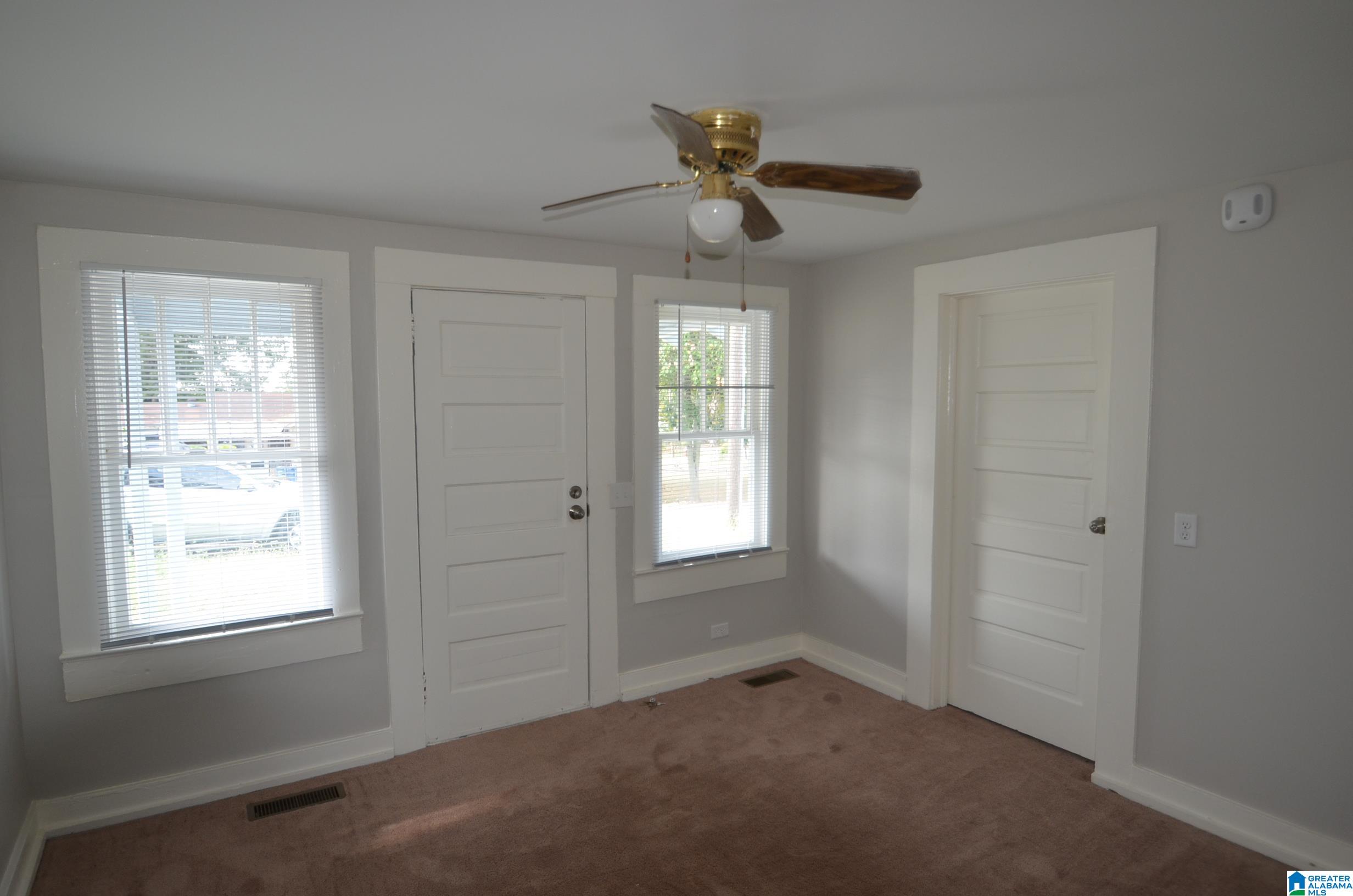 642 South Parkell Avenue Bessemer, AL 35023 - Photo 10 of 39