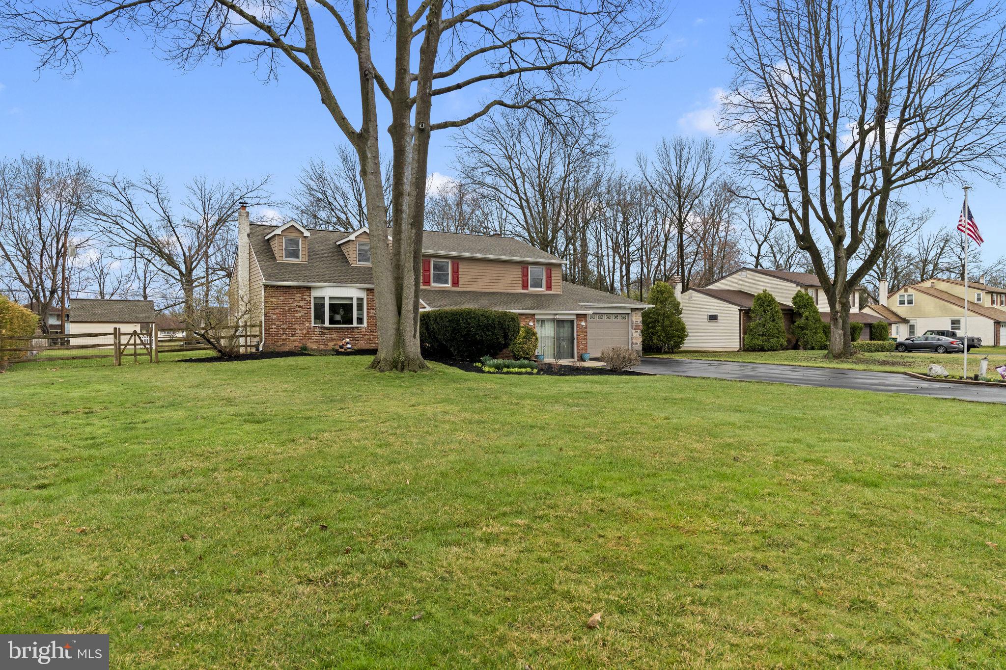 4901 Reedman Avenue Bensalem, PA 19020 - Photo 3 of 55