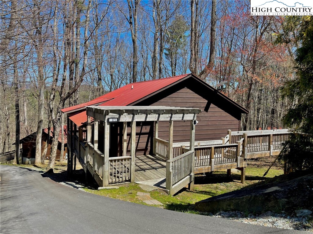 101 Red Feather Trail Boone, NC 28607 - Photo 1 of 16 Gallery Image 1