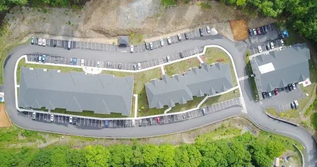 $2,300 | 92 North Main Street, Unit B223, West Boylston, MA 01583