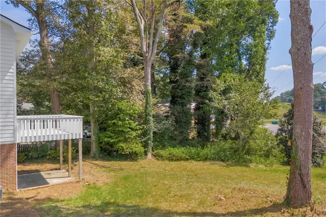 $375,000 | 4872 Arrowhead Trail W Southwest, Lilburn, GA 30047