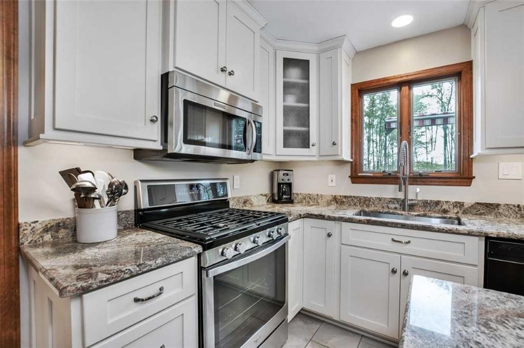 208 Salt Works Road Harmony, PA 16037 - Photo 8 of 25 Gallery Image 8