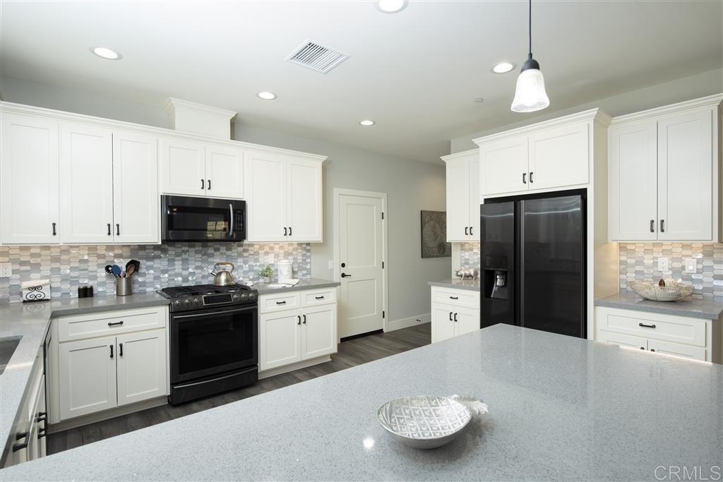 24803 Pappas Road Ramona, CA 92065 - Photo 6 of 17 Gallery Image 6