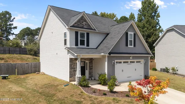 $2,000 | 620 Overland Court, Vass, NC 28394