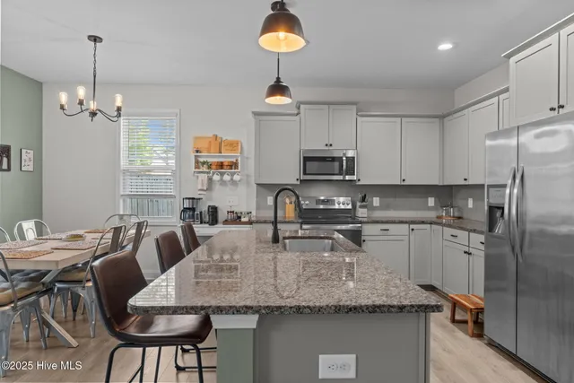 $2,000 | 620 Overland Court, Vass, NC 28394