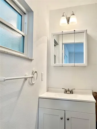 $2,295 | 11 Okalpi Lane, Orlando, FL 32825