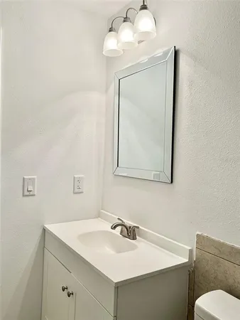 $2,295 | 11 Okalpi Lane, Orlando, FL 32825