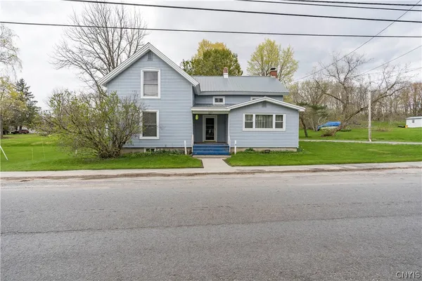 $179,900 | 102 Mechanic Street, Antwerp, NY 13608