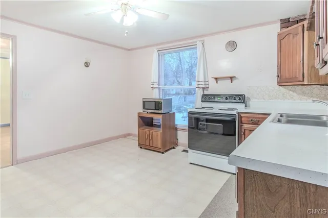 $189,900 | 102 Mechanic Street, Antwerp, NY 13608