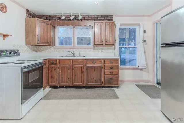 $189,900 | 102 Mechanic Street, Antwerp, NY 13608