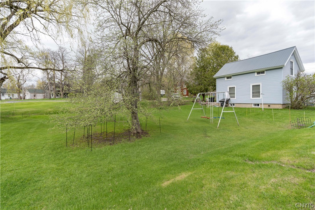 102 Mechanic Street Antwerp, NY 13608 - Photo 2 of 32